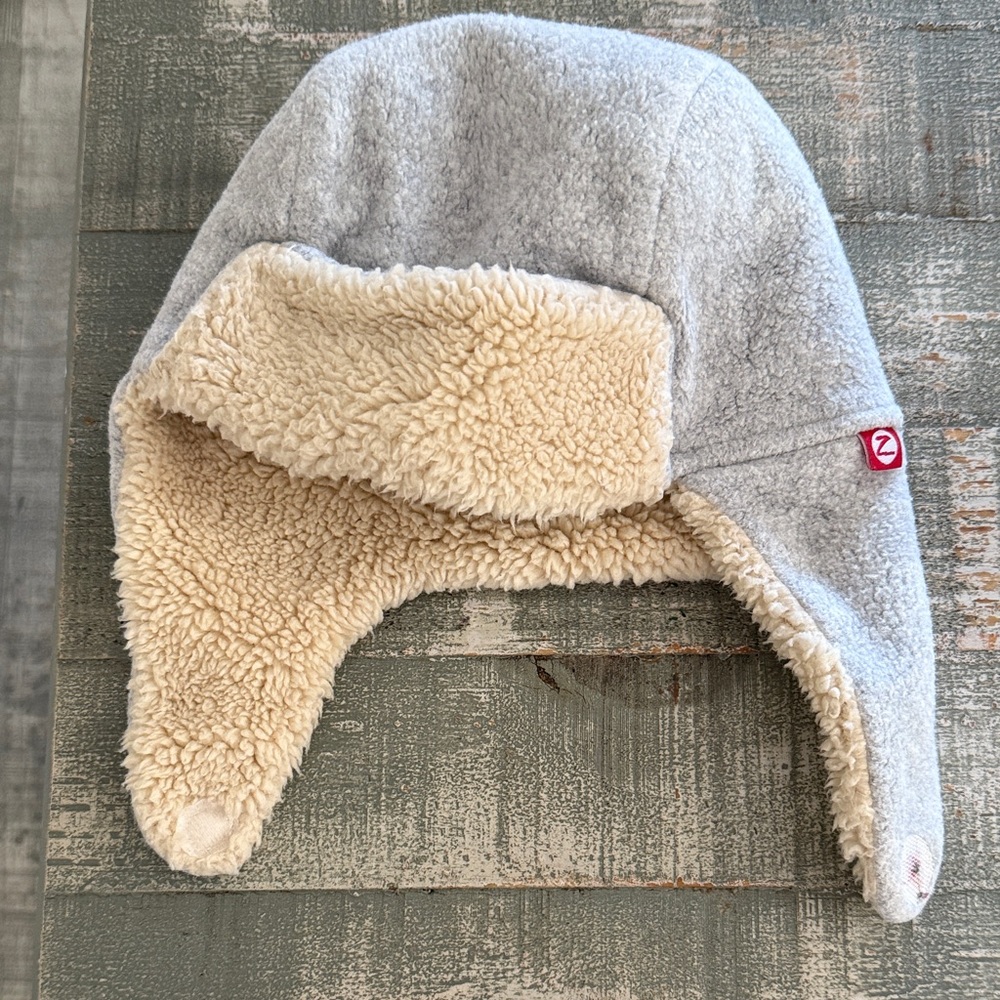 Zutano Gray and Cream Fleece Kids Hat